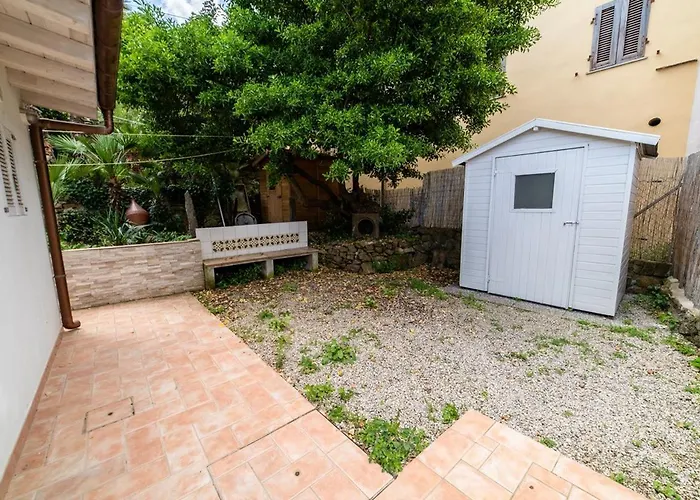 Le Ginestre Di Campo Марина-ди-Кампо