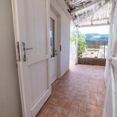 Le Ginestre Di Campo Apartment